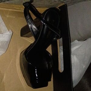 Fashion Nova Black Patent Platform Heels